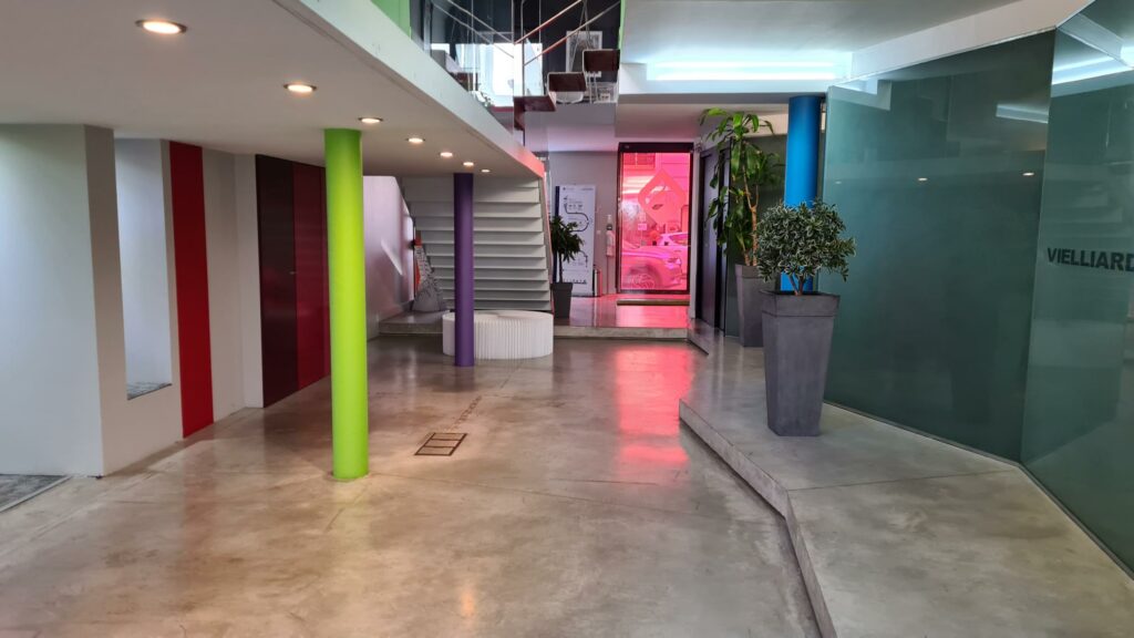 Hall d’entrée des bureaux du Groupe ITinSell à Lyon